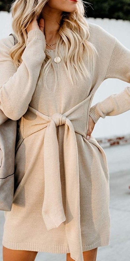 Holiday Leith v-neck sweater dress
